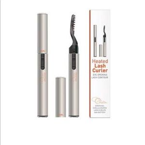 NIB Chella Heated Lash Curler